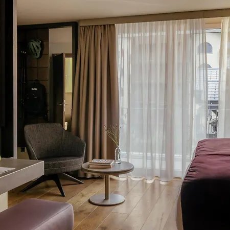 Schloss - Cbd & Adaptogenic And Sport 4* Zermatt