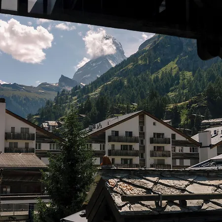 Schloss - Cbd & Adaptogenic And Sport Hotel Zermatt