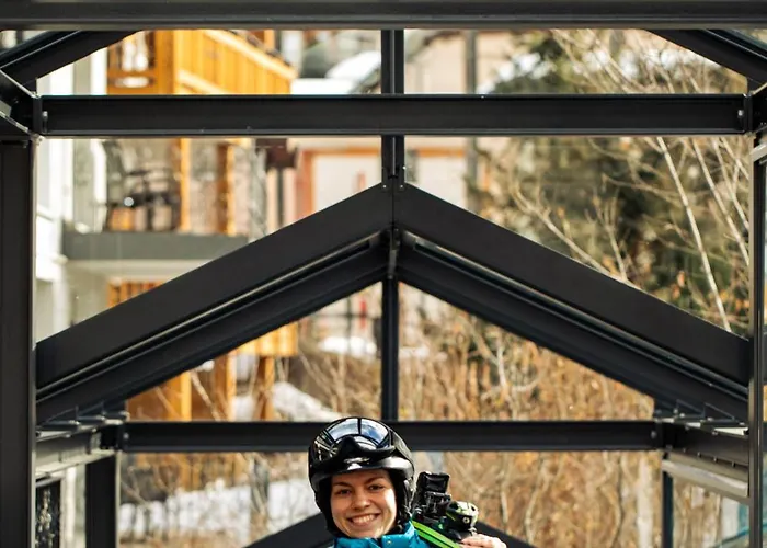 Schloss - Cbd & Adaptogenic And Sport 4* زيرمات