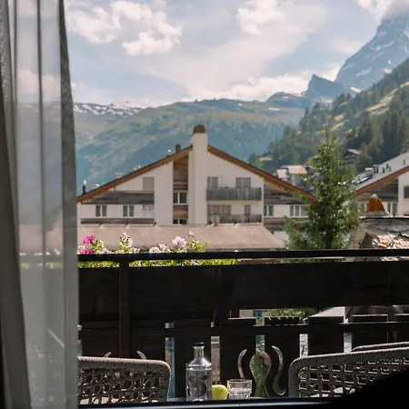 Schlosshouse Wellbeing Rooms&suites Zermatt